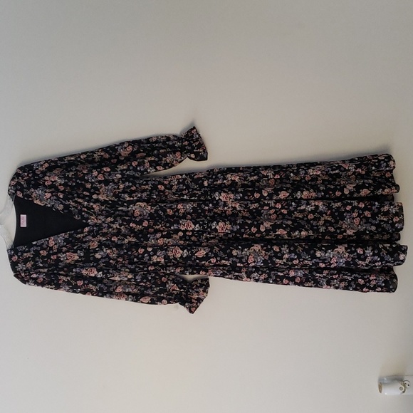 Pink Lily dark floral long sleeve maxi dress size small - Picture 2 of 11